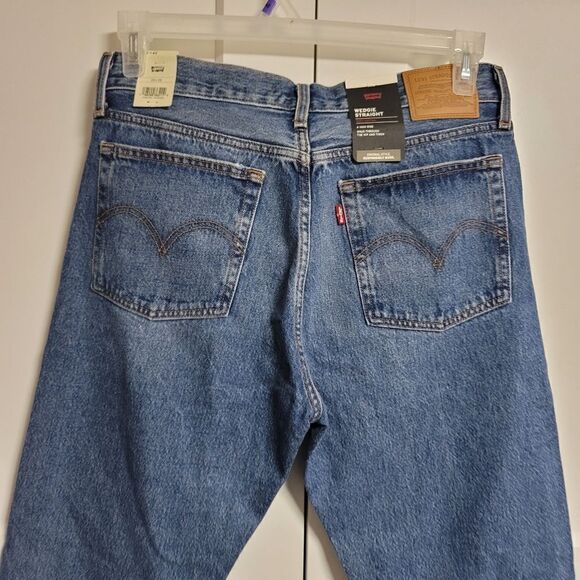 Levis premium wedgie straight, 29x26 - Picture 3 of 11
